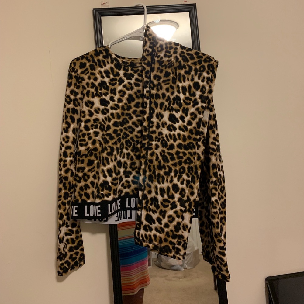 Printed two piece New York and company never worn